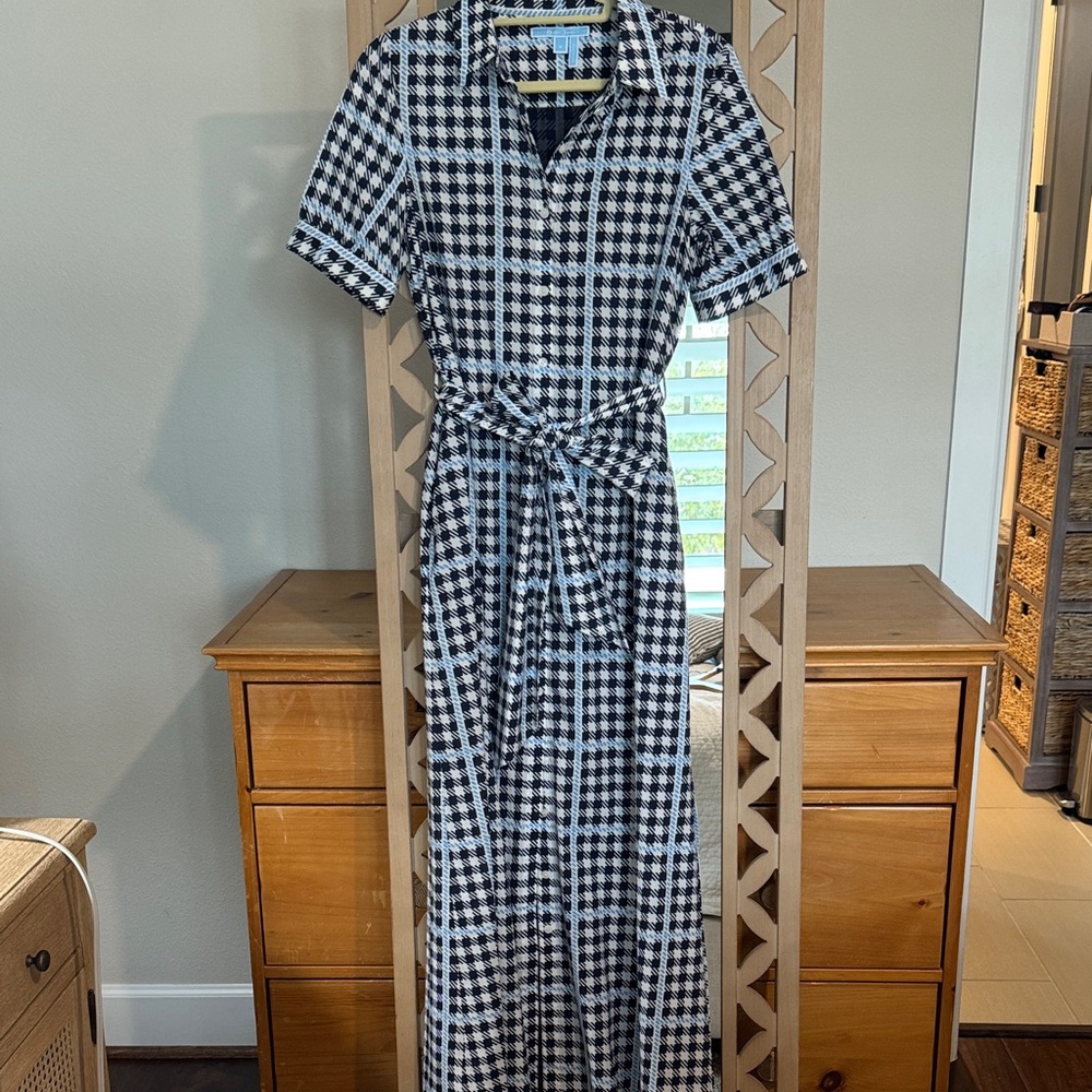 Draper James Navy and White Houndstooth Maxi Dress
